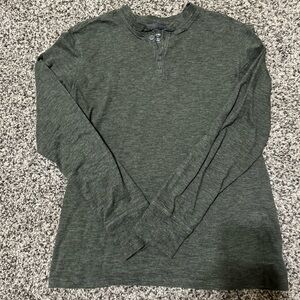 Banana Republic Long Sleeve Henley
